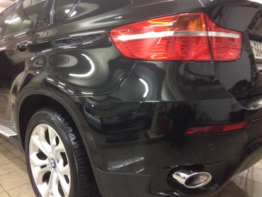 Фото повреждения бампера BMW