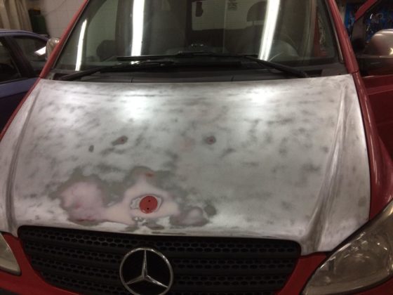 Замена капота Mercedes
